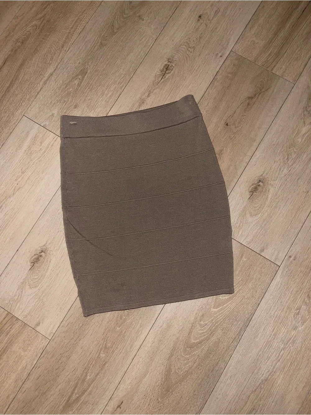 Tailored Taupe Knit Pencil Skirt - Sleek Women's Work-to-Weekend Style